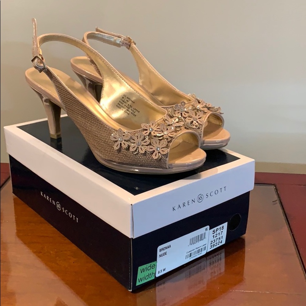 Bronaa Peep Toe SlingBack Classic Pumps size 8.5W